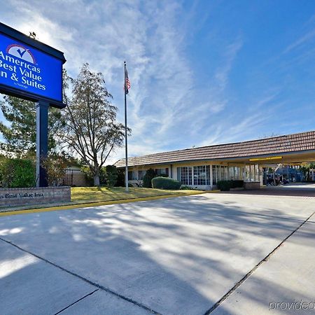 Americas Best Value Inn & Suites - Lancaster Ngoại thất bức ảnh