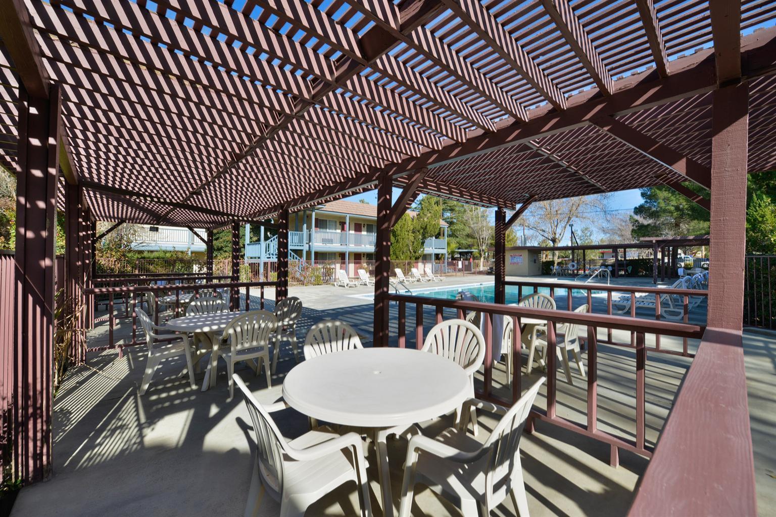 Americas Best Value Inn & Suites - Lancaster Ngoại thất bức ảnh
