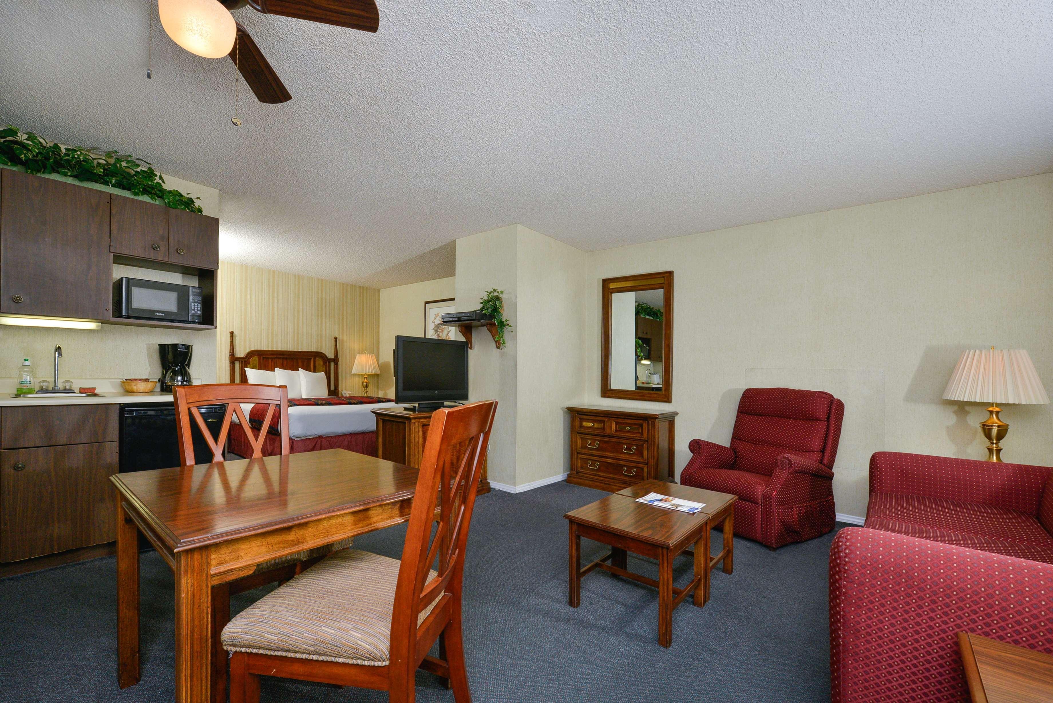 Americas Best Value Inn & Suites - Lancaster Ngoại thất bức ảnh