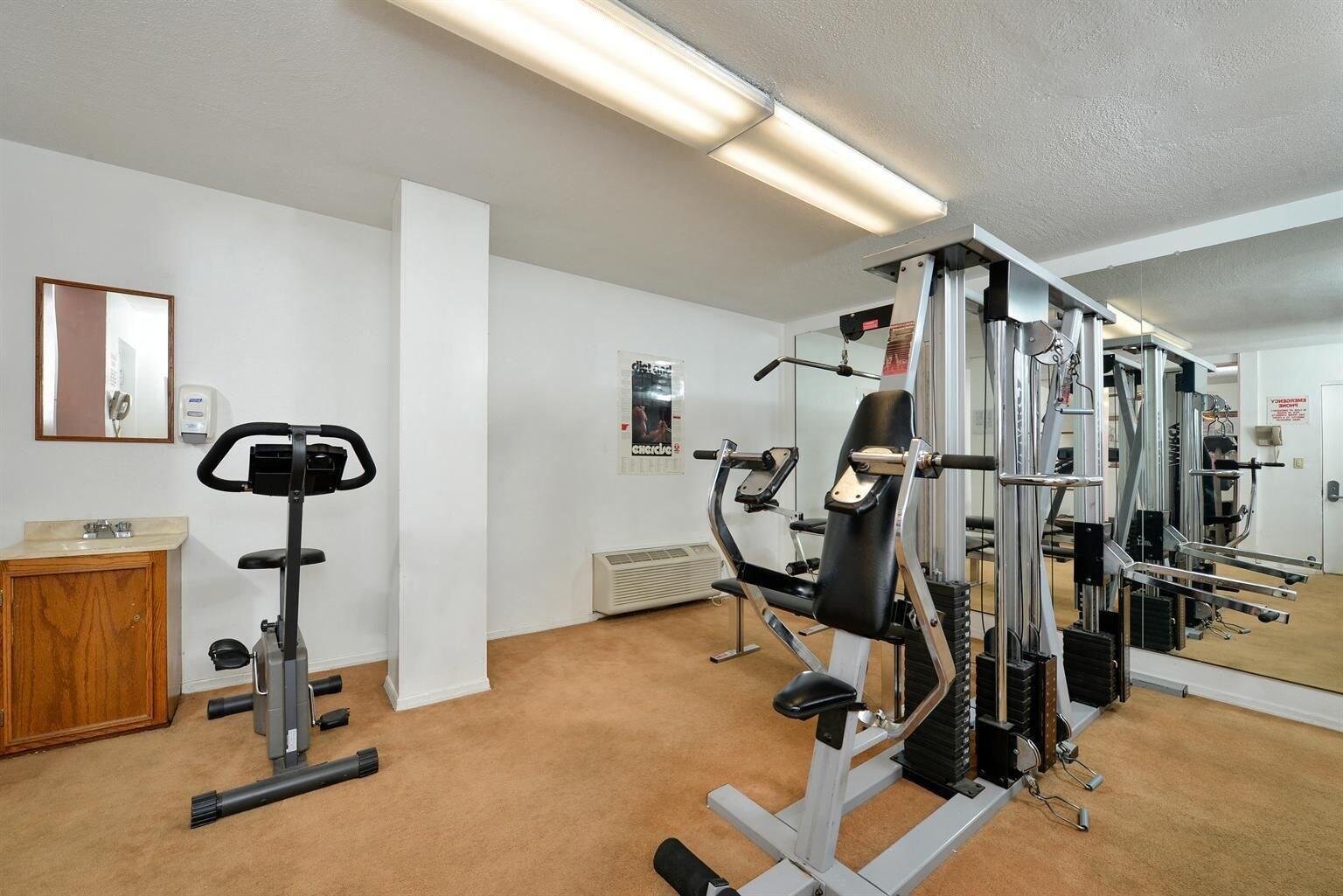 Americas Best Value Inn & Suites - Lancaster Ngoại thất bức ảnh
